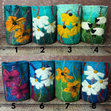 Felt vase - medium