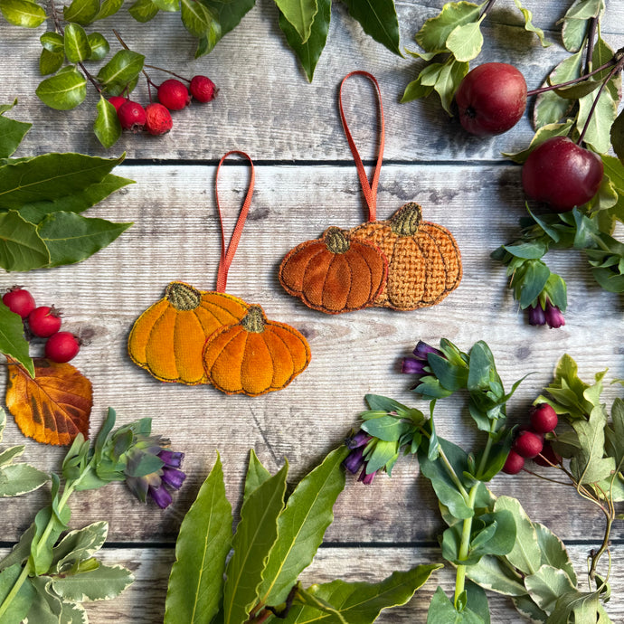 Hanging Pumpkins