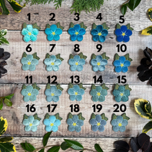 Forget-me-not flower brooch